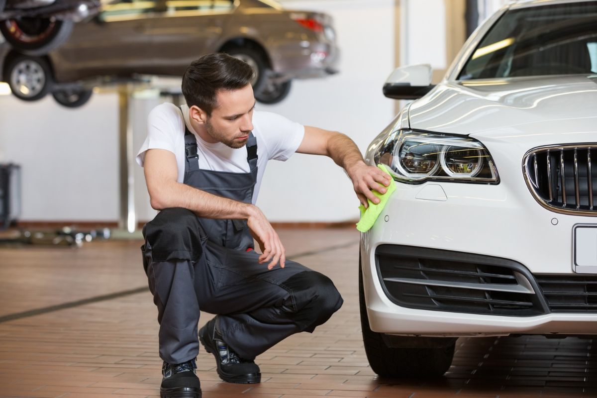 Les meilleurs produits d’entretien pour la carrosserie de votre Clio